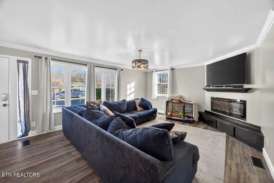 385 Campbell Drive, Cookeville, TN 38501 - #2