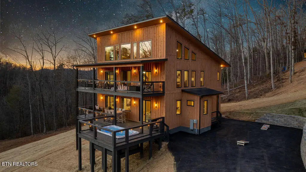 2221 Legend Drive, Sevierville, TN 37876 - Image #1