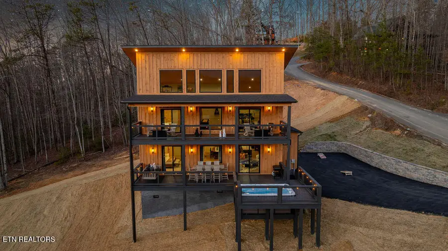 2221 Legend Drive, Sevierville, TN 37876 - Image #2