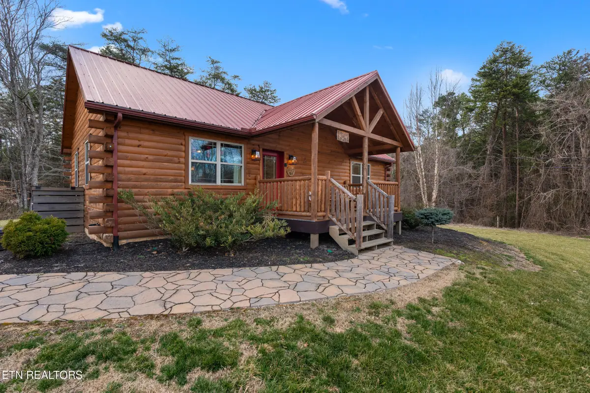 1132 Pinyon Circle, Pigeon Forge, TN 37863 - Image #1