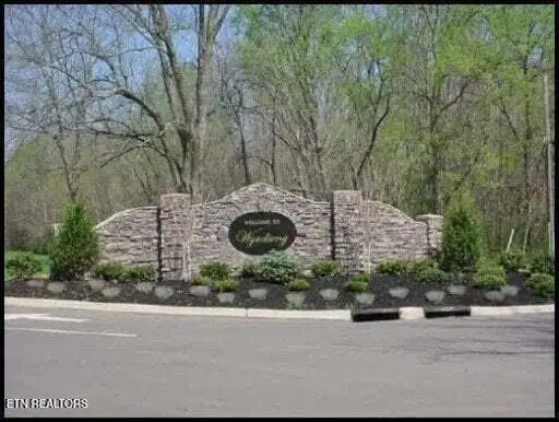 1055 Houston Springs Rd, Greenback, TN 37742