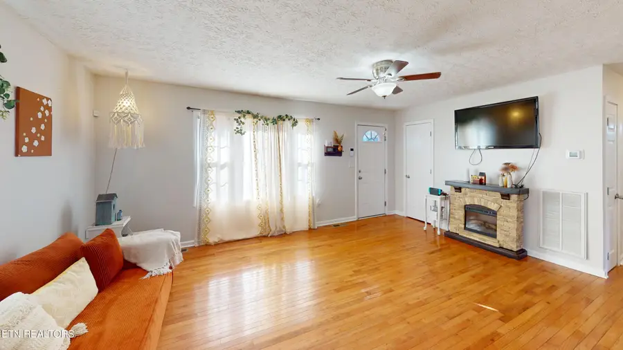 948 Scenic Drive, Morristown, TN 37813 - Image #2