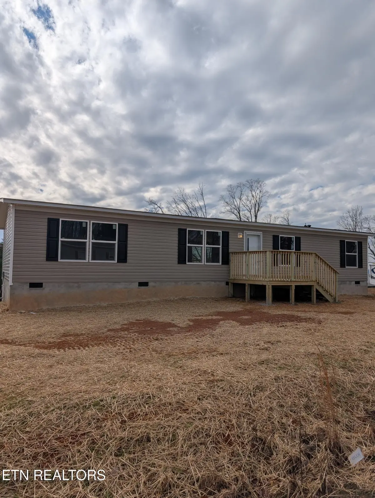269 Laura Boling Loop Rd, Strawberry Plains, TN 37871 - #1