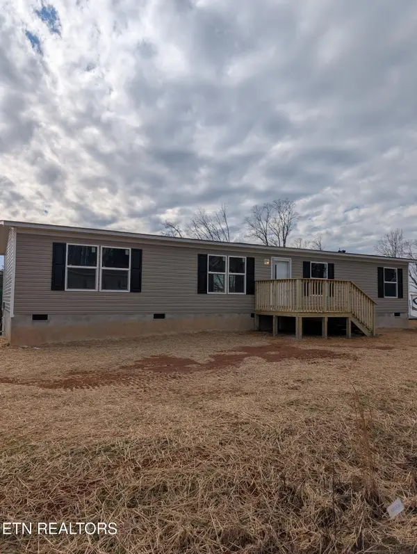269 Laura Boling Loop Rd, Strawberry Plains, TN 37871