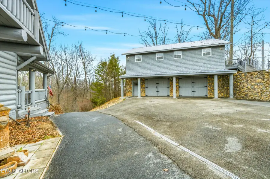 4167 Spring Creek Way, Sevierville, TN 37876 - Image #3