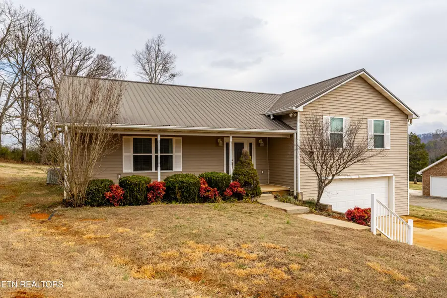 3018 Peach Orchard Rd, Maryville, TN 37803 - Image #2