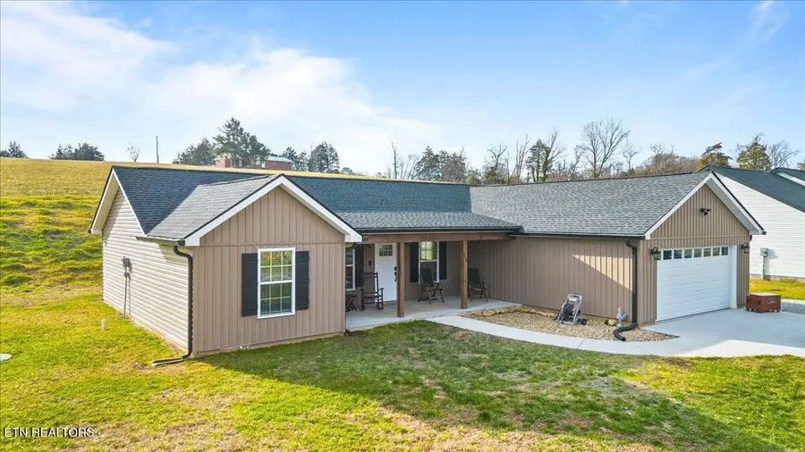 258 Old Middlesboro Hwy, Lafollette, TN 37766 - #2