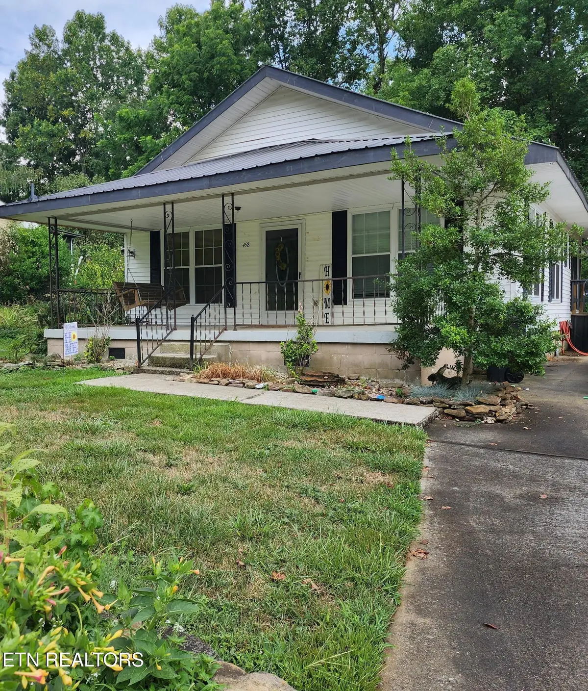 458 Slaven Lane, Oneida, TN 37841 - Image #1