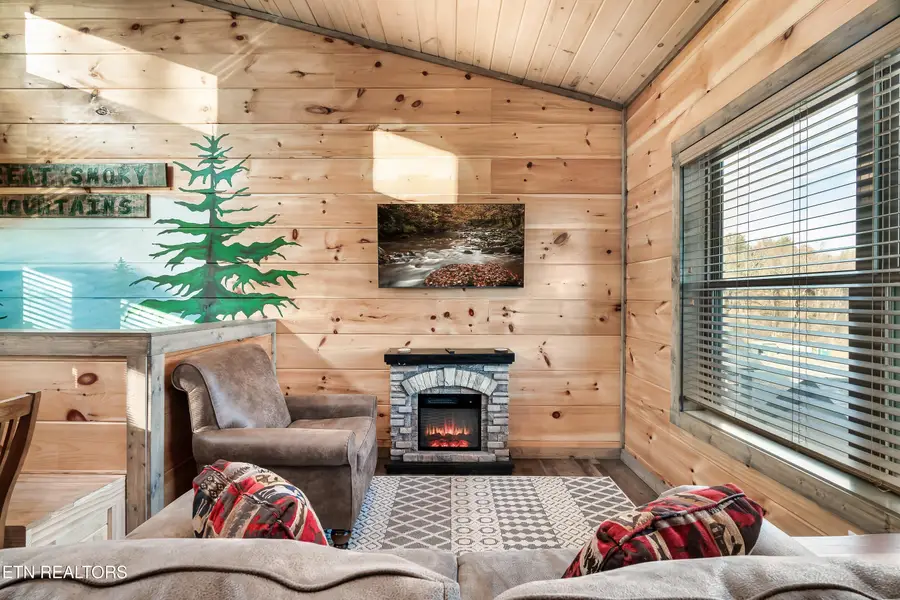 1654 Veterans Blvd #32, Sevierville, TN 37862 - Image #3