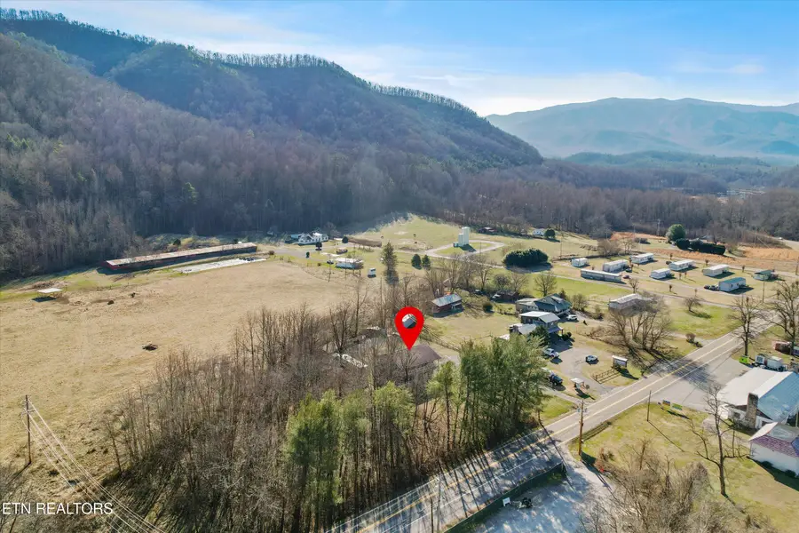 3888 Cosby Hwy, Cosby, TN 37722 - #2