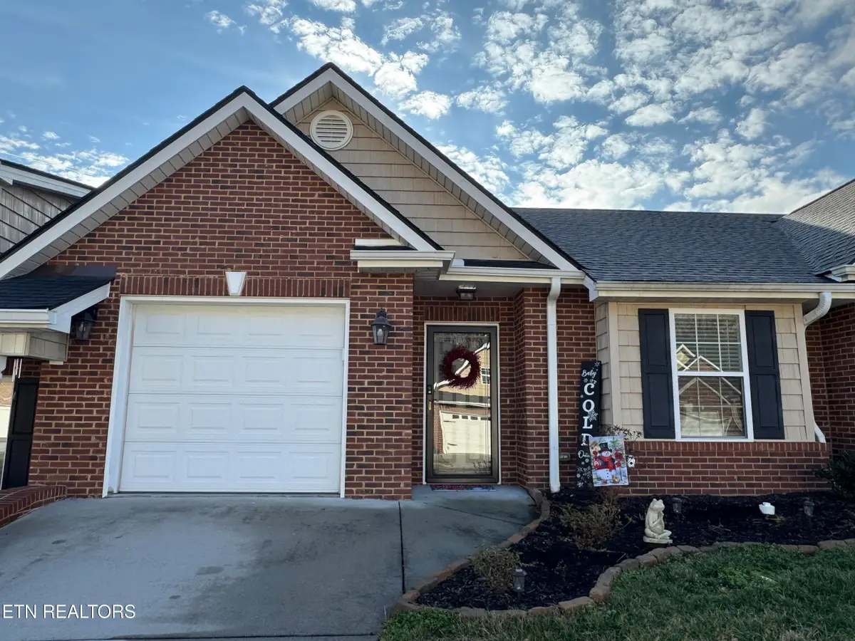 1432 Hazelgreen Way, Knoxville, TN 37912 - Image #1