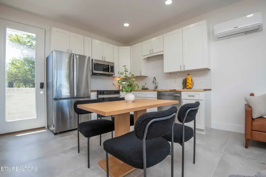 2334 NE Money Place Place, Knoxville, TN 37917 - Image #2