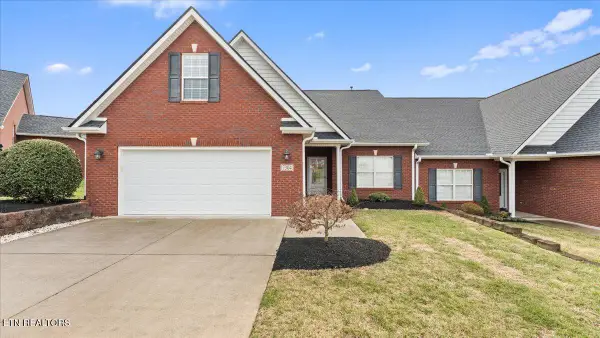7304 Napa Valley Way, Knoxville, TN 37931