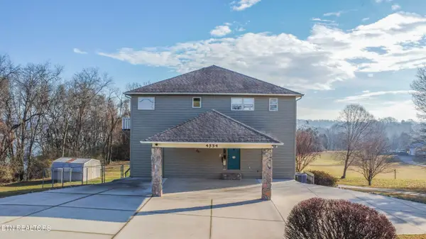 4554 Gravelly Hills Rd, Louisville, TN 37777