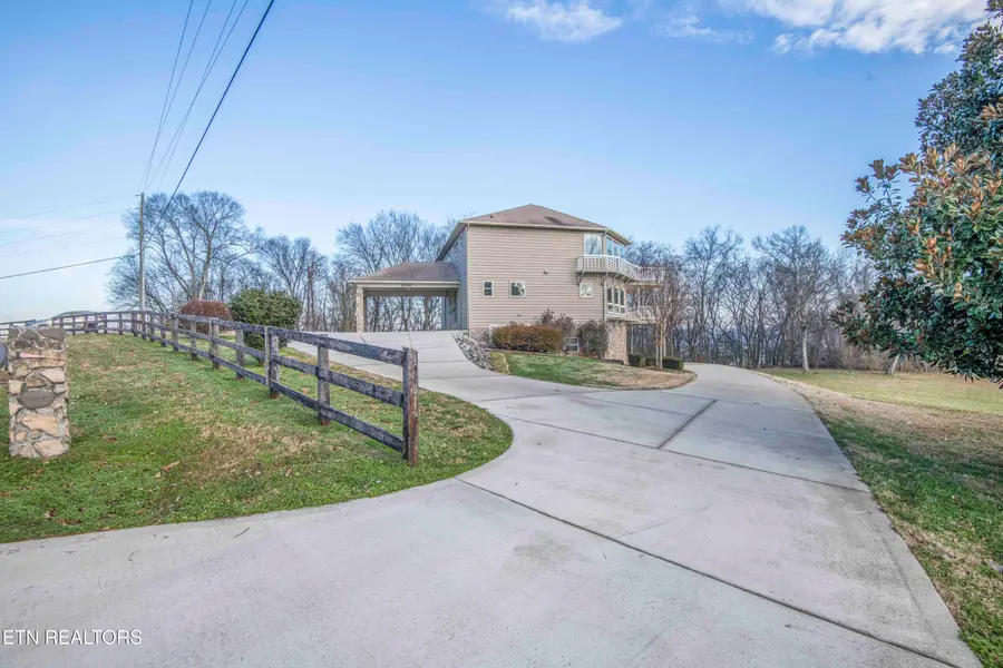 4554 Gravelly Hills Rd, Louisville, TN 37777 - Image #3
