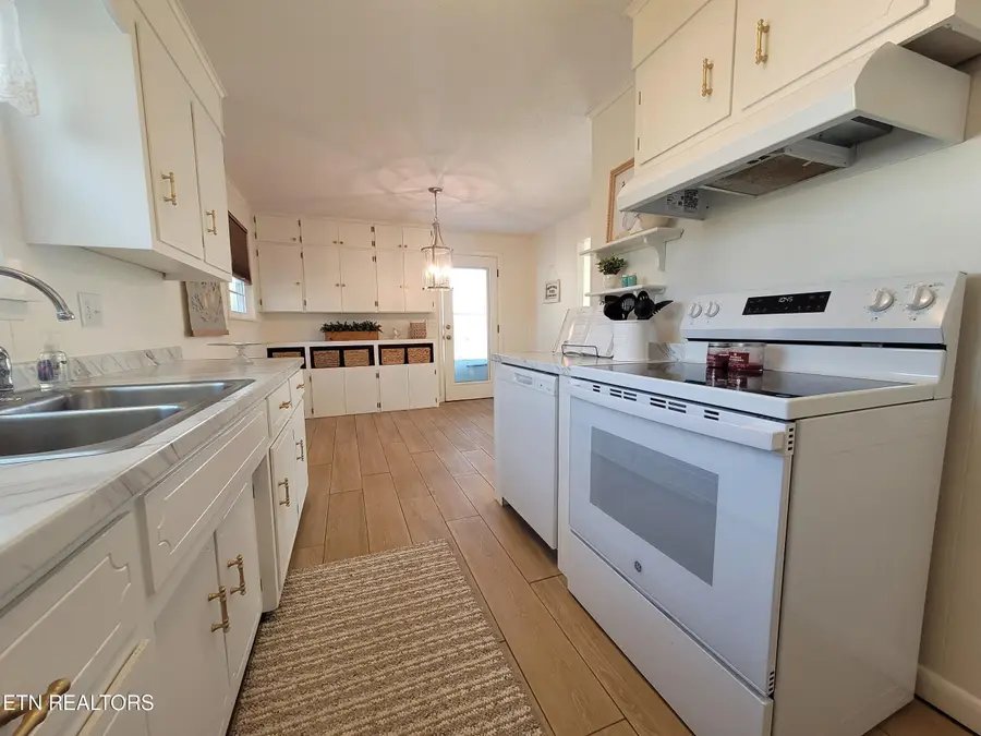 3549 Montvale Rd, Maryville, TN 37803 - Image #2