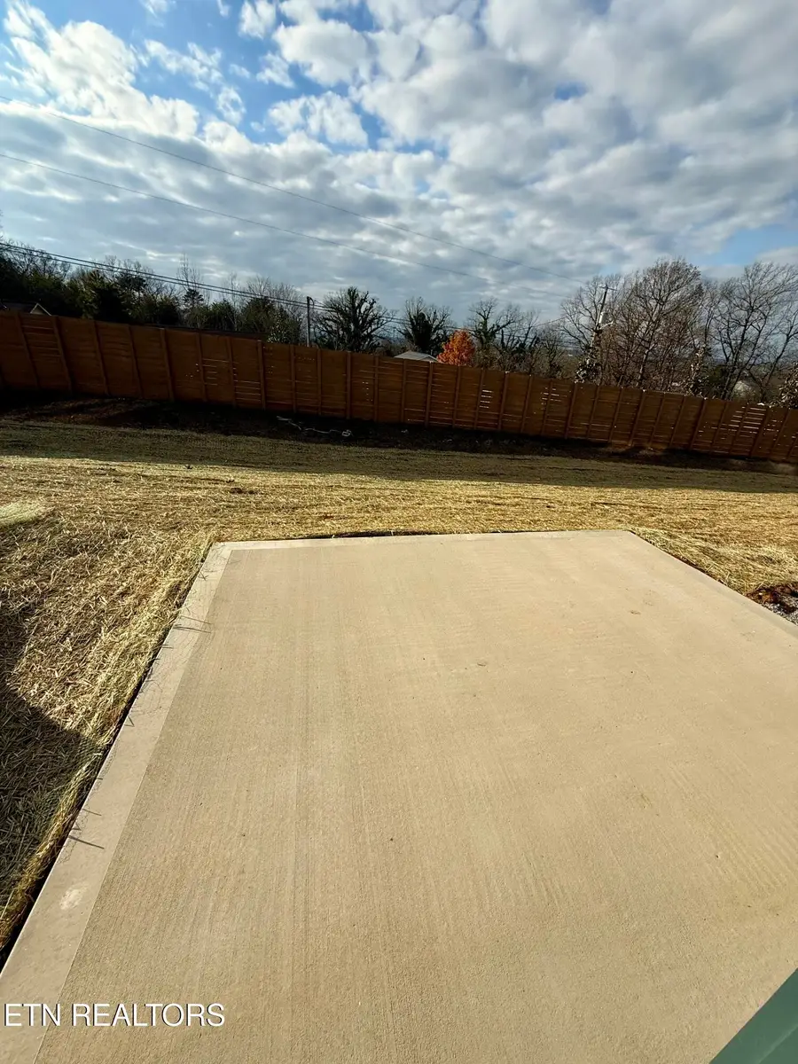 1723 Bennett Village Drive, Maryville, TN 37804 - Image #2