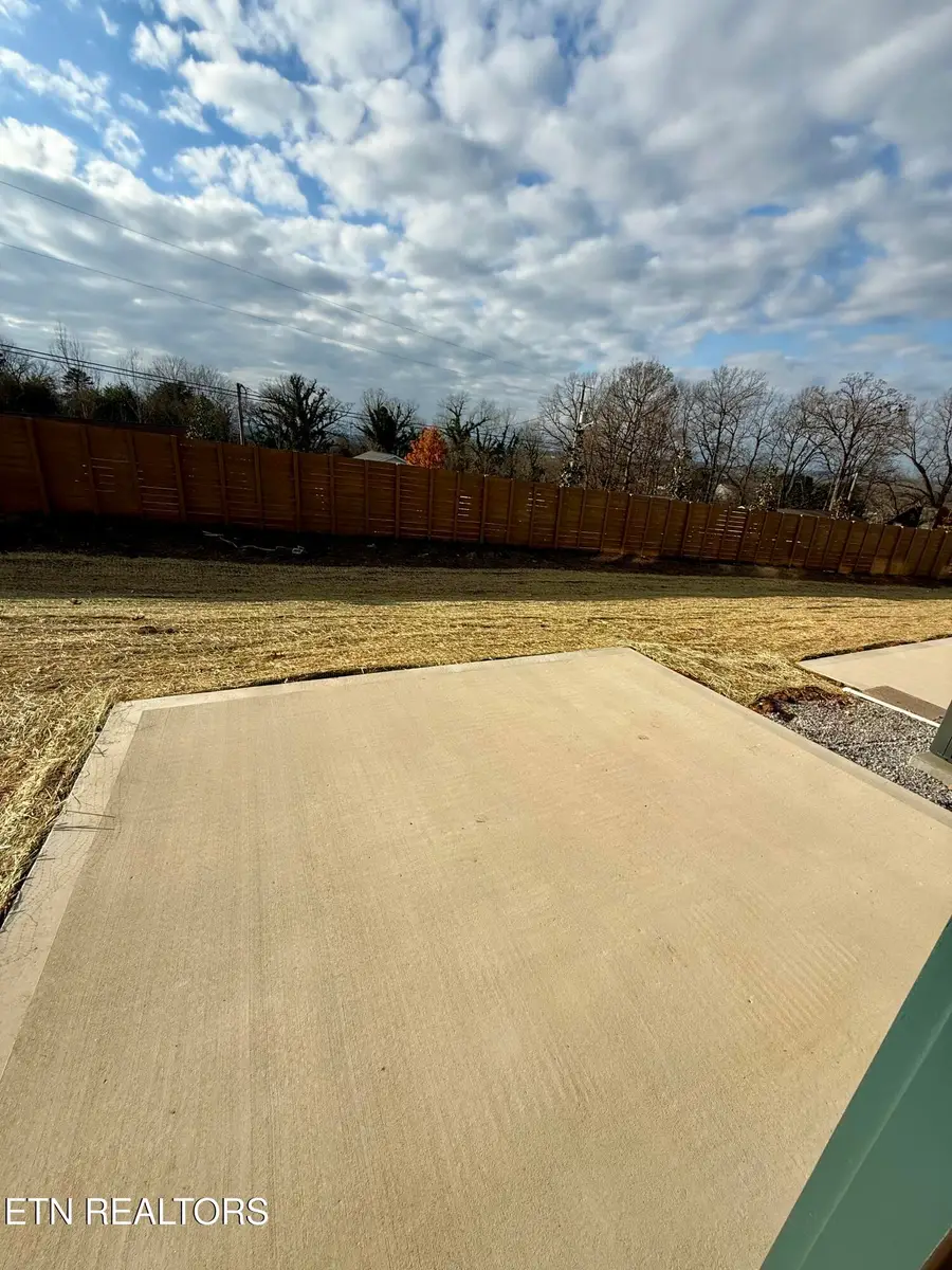 1723 Bennett Village Drive, Maryville, TN 37804 - Image #3