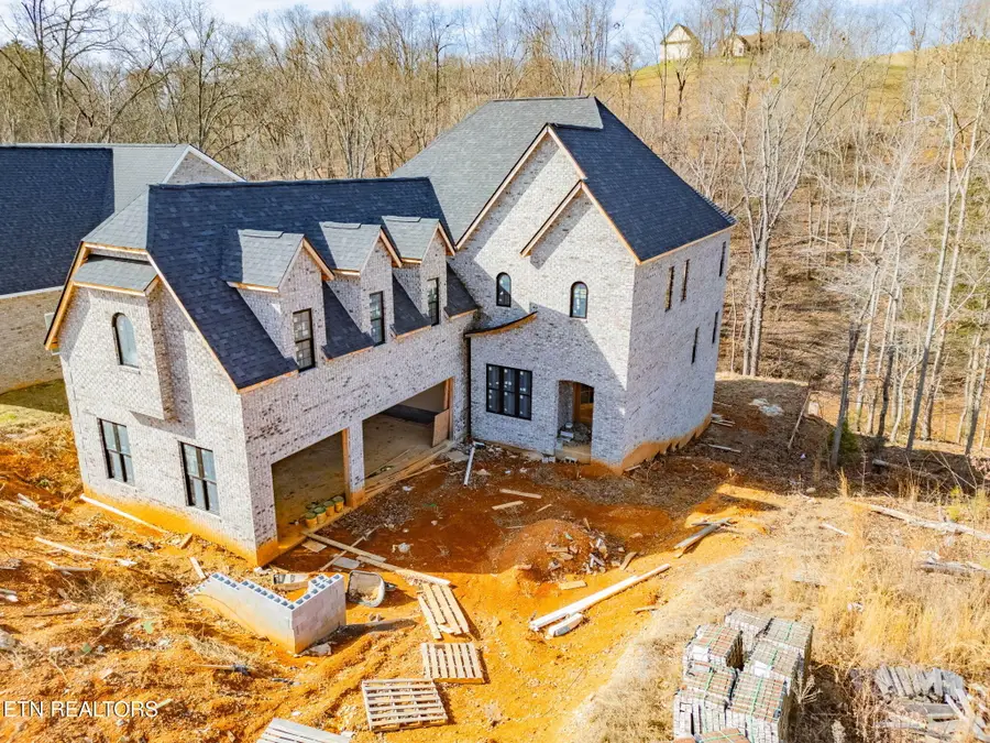 3087 Bridgewater Blvd, Morristown, TN 37814 - #2