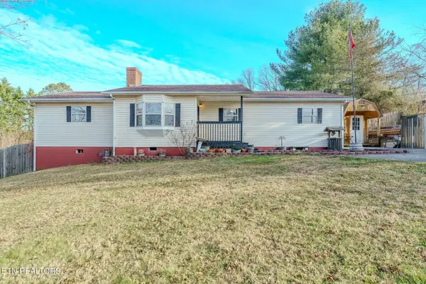 111 Rockwaller Lane, Jacksboro, TN 37757