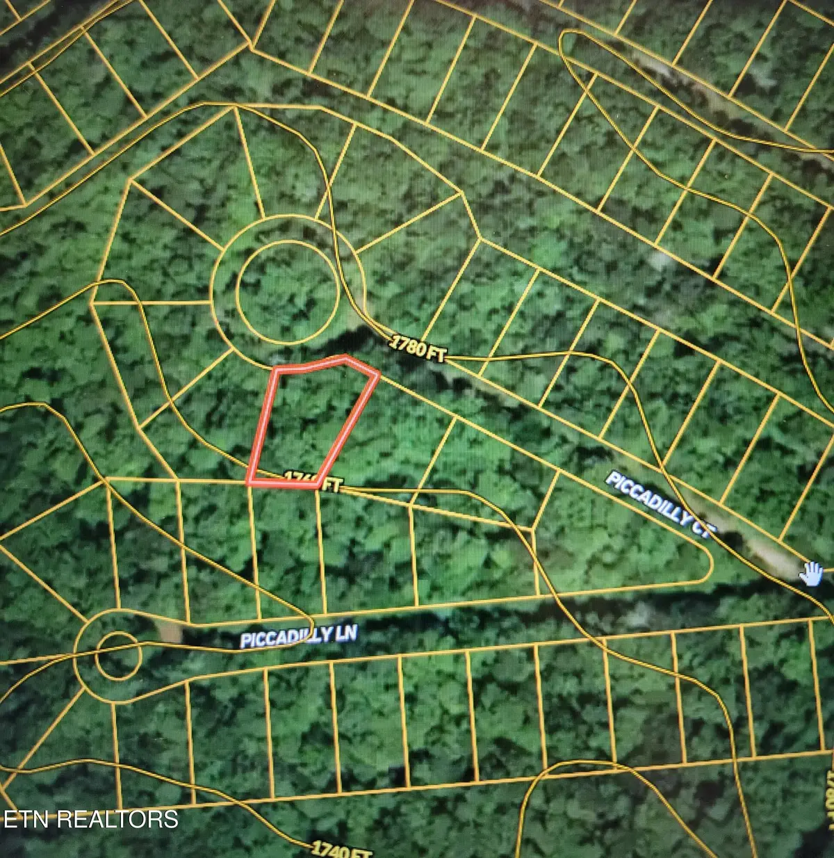 21 Piccadilly Court, Crossville, TN 38558 - Image #1