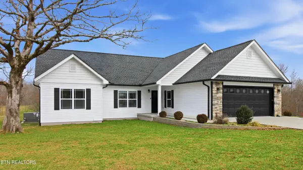 35 Perry Creek Drive, Crossville, TN 38572