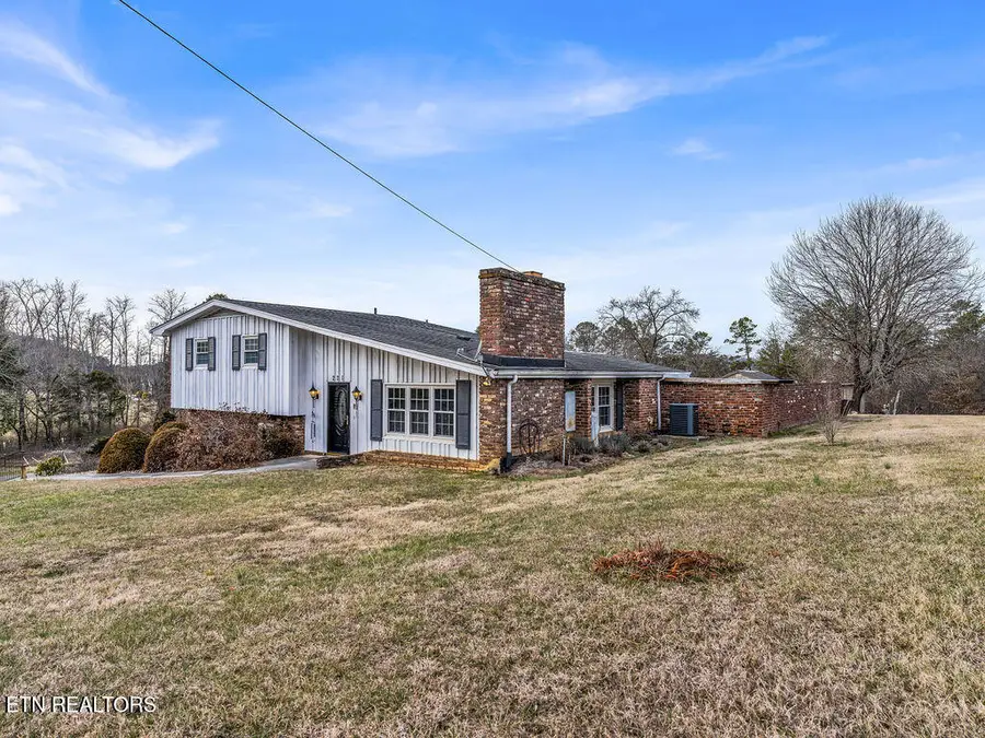 221 Brakebill Rd, Knoxville, TN 37924 - Image #2