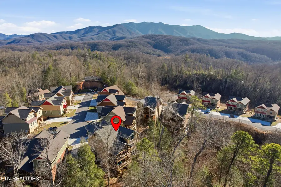1019 Potters Way, Gatlinburg, TN 37738 - Image #3