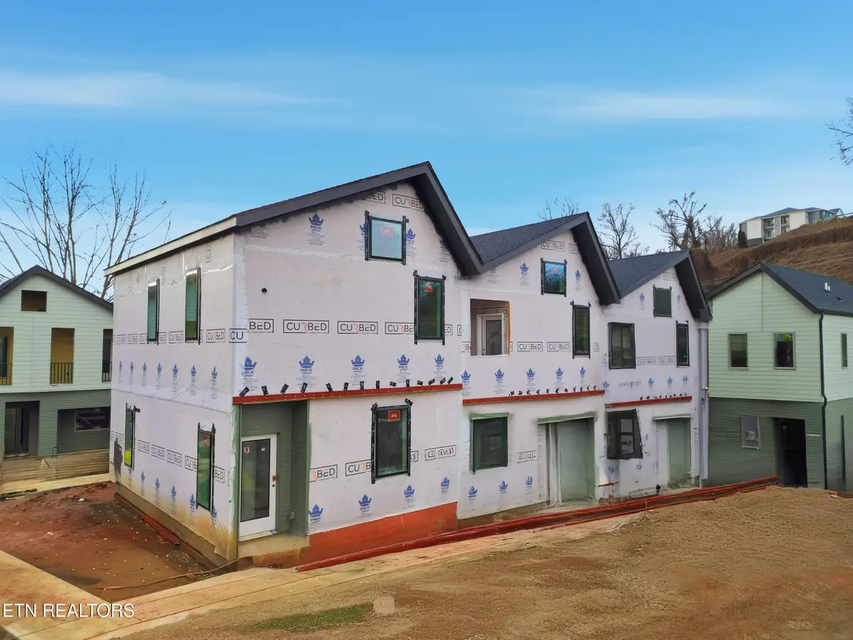 2600 Sevier Ave #103, Knoxville, TN 37920 - Image #1