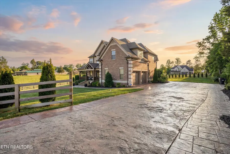 1807 Thompson Rd, Knoxville, TN 37932 - Image #3