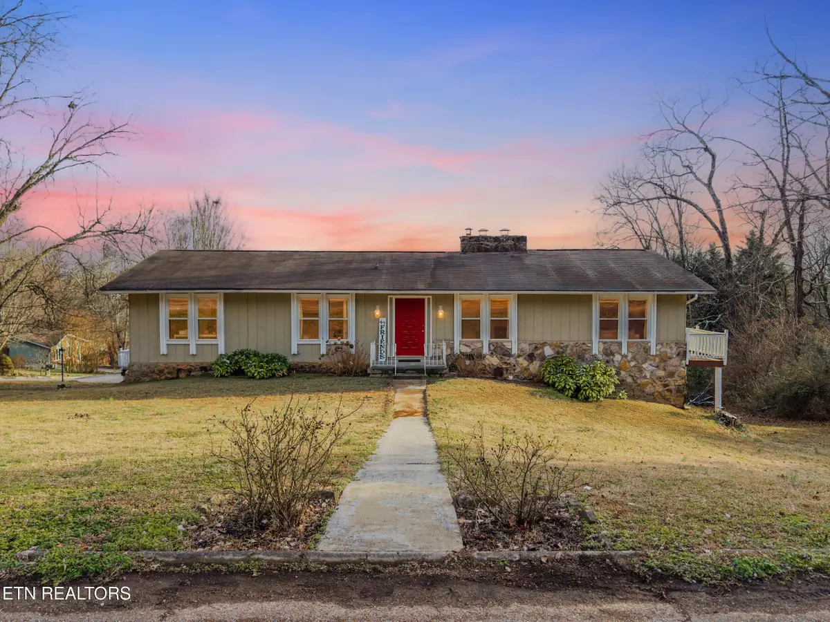 8908 Grantop Drive, Knoxville, TN 37923 - #1