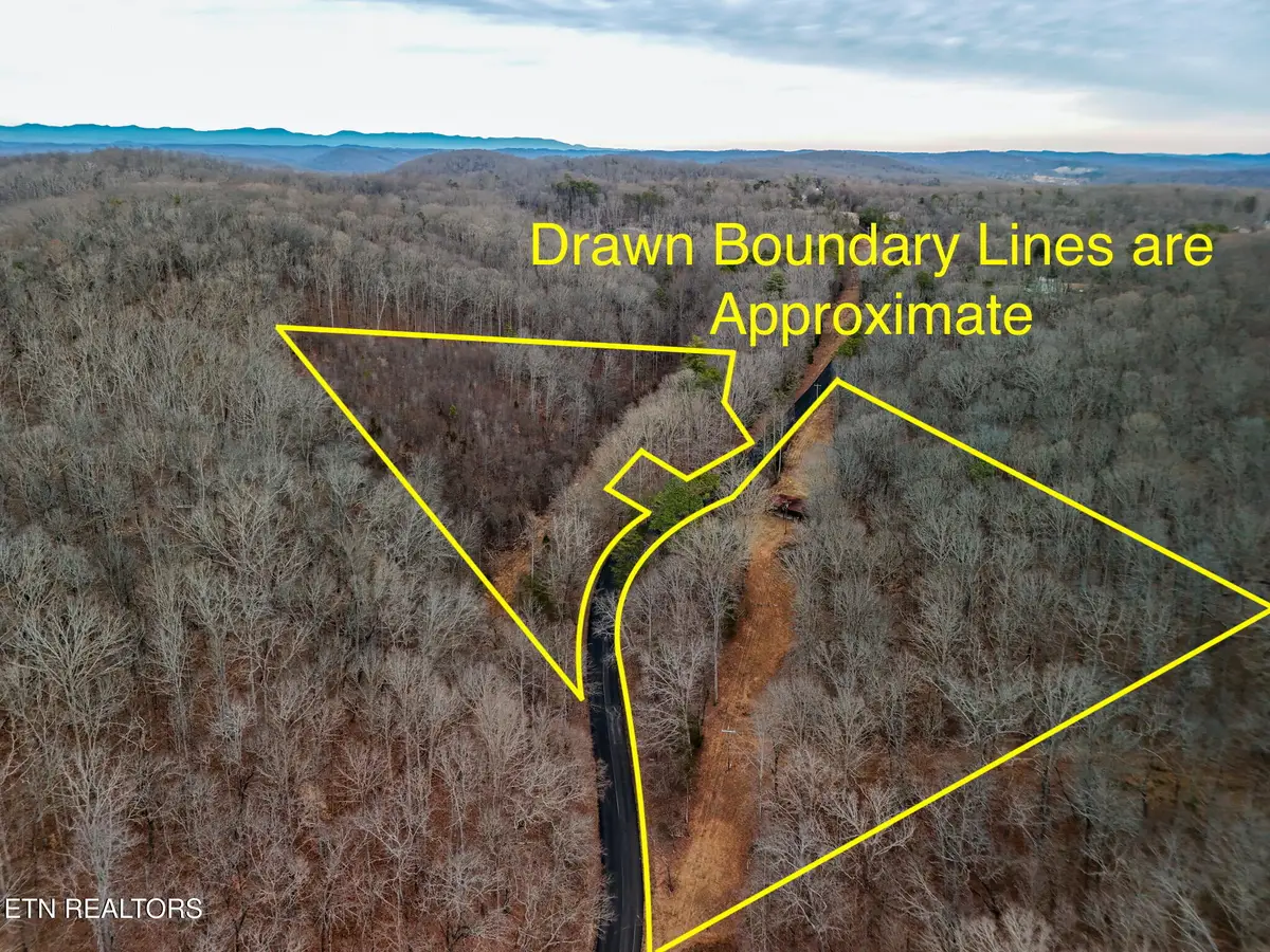 352 Cedar Grove Rd, Loudon, TN 37774 - Image #1