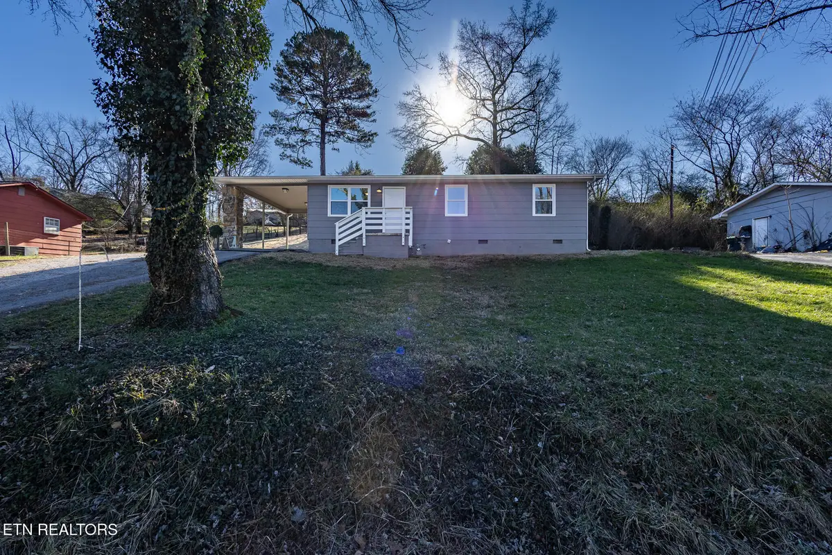 622 Black Jack Rd, Rockwood, TN 37854 - Image #1