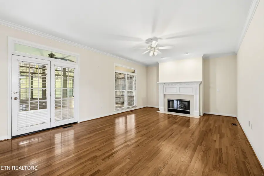 8915 Isherwood Lane, Knoxville, TN 37922 - Image #3