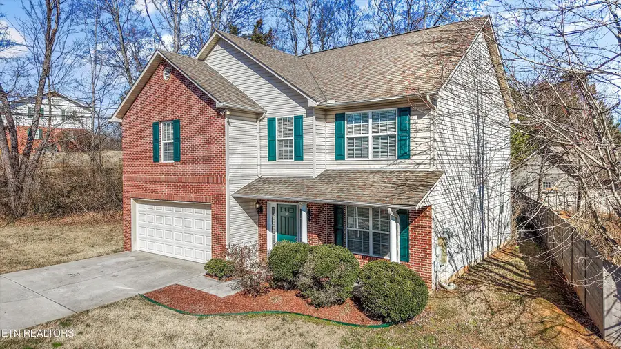 500 Mountain Pass Lane, Knoxville, TN 37923 - Image #2