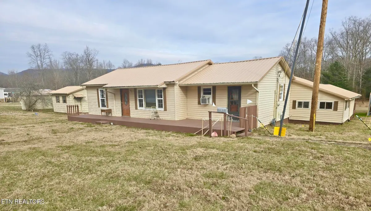 601 Liberty Rd, Wartburg, TN 37887 - Image #1