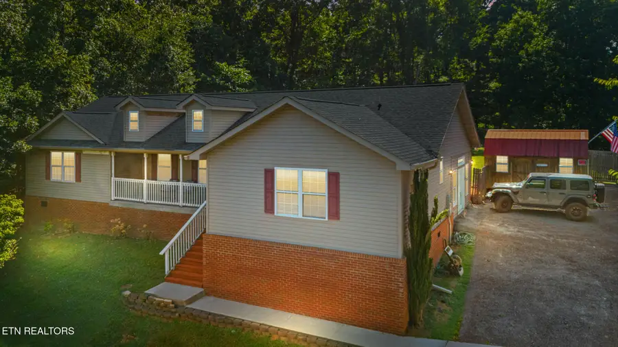 631 Rock House Rd, Kodak, TN 37764 - #2