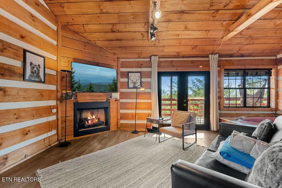 1883 Blackberry Way, Sevierville, TN 37876 - Image #3