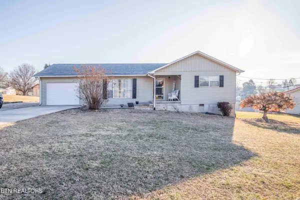 112 Anderson St, Sweetwater, TN 37874