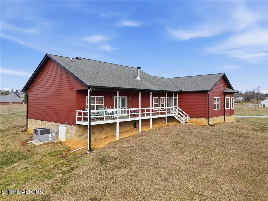 120 County Line Rd, Dandridge, TN 37725 - #3