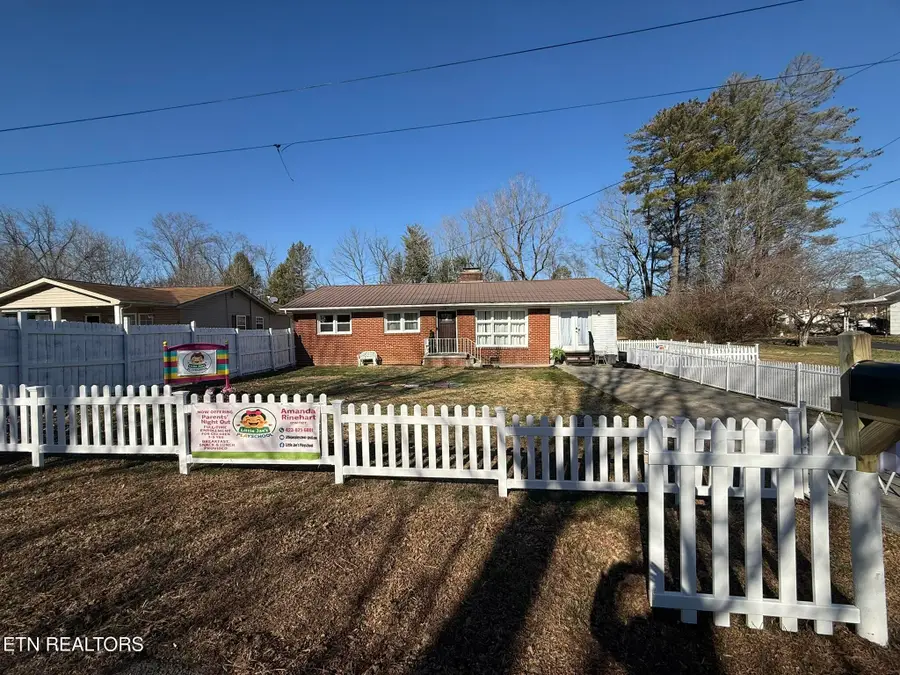 1200 W Chester Ave, Middlesboro, KY 40965 - Image #2