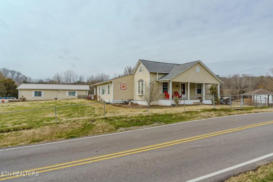 812 Marlow Circle, Clinton, TN 37716 - #3