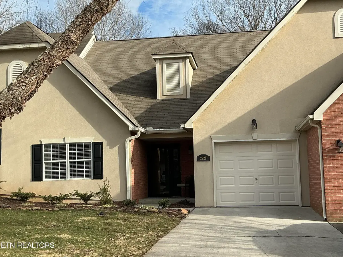 2728 Knob Creek Lane, Knoxville, TN 37912 - Image #1