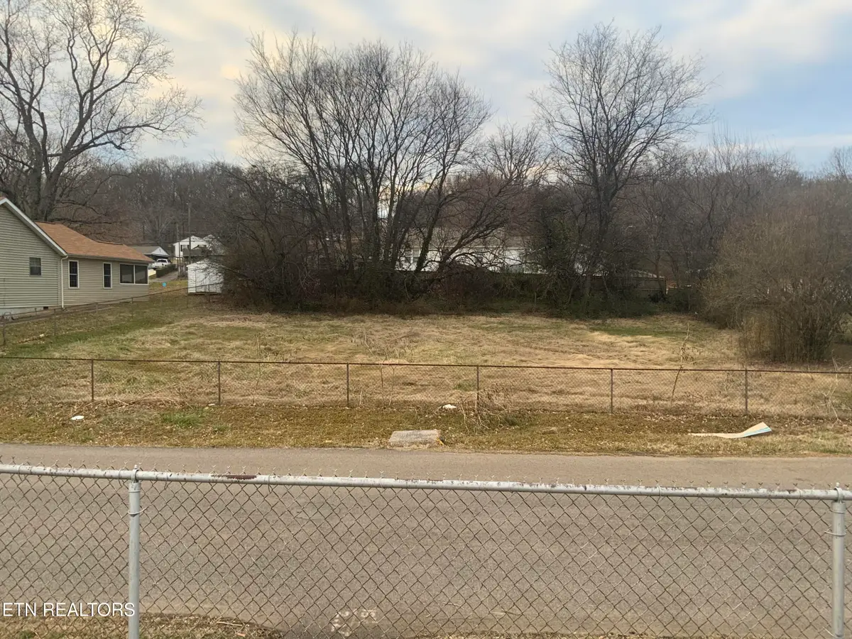 3225 Joyce Ave, Knoxville, TN 37921 - Image #1