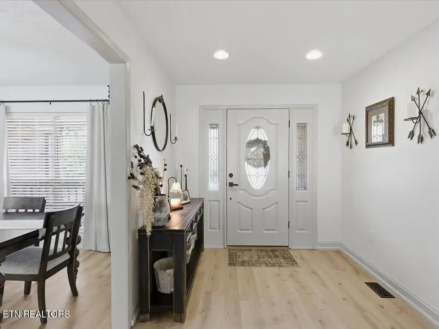 1077 Bartlett Drive, Jefferson City, TN 37760 - #3