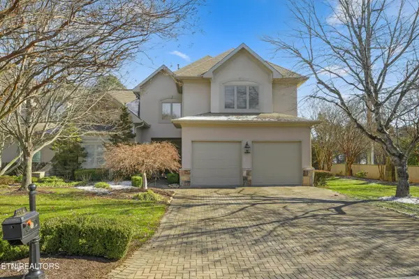 1062 Water Place Way, Knoxville, TN 37922