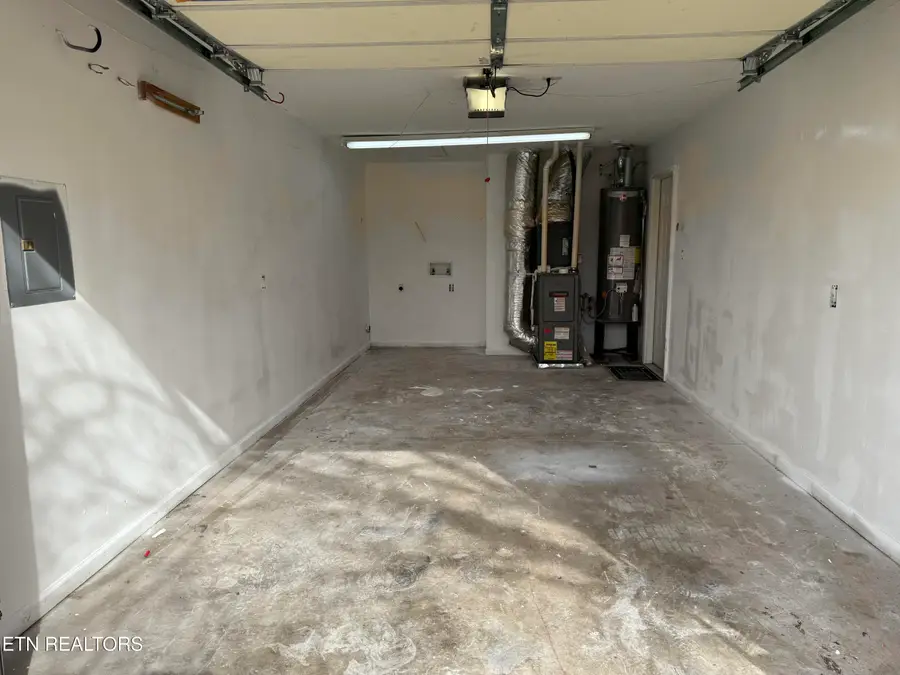 7662 Trey Oaks Lane, Knoxville, TN 37918 - Image #3