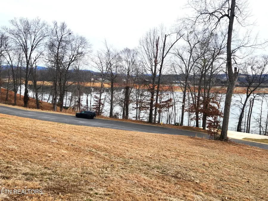 2141 Edgewater Sound, Morristown, TN 37816 - #3