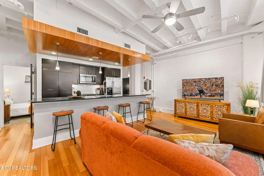 555 W Jackson Ave #101, Knoxville, TN 37902 - Image #3