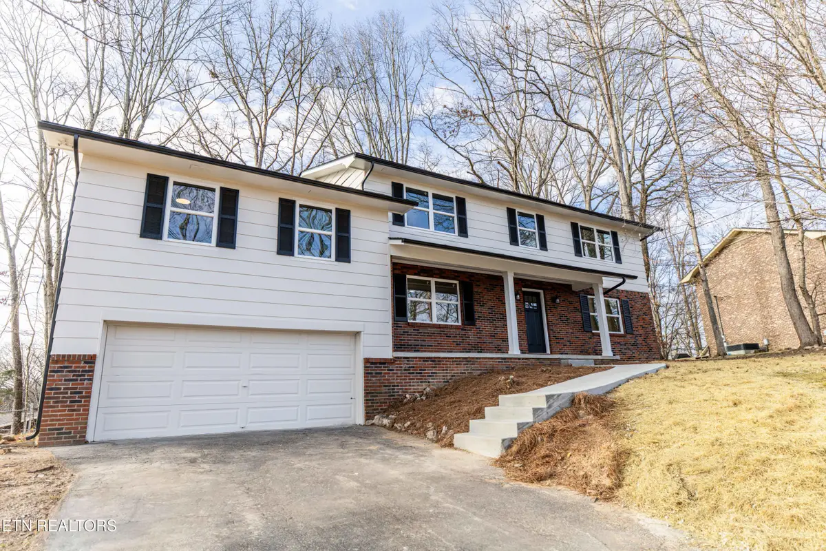 1909 Matthew Lane, Knoxville, TN 37923 - Image #1